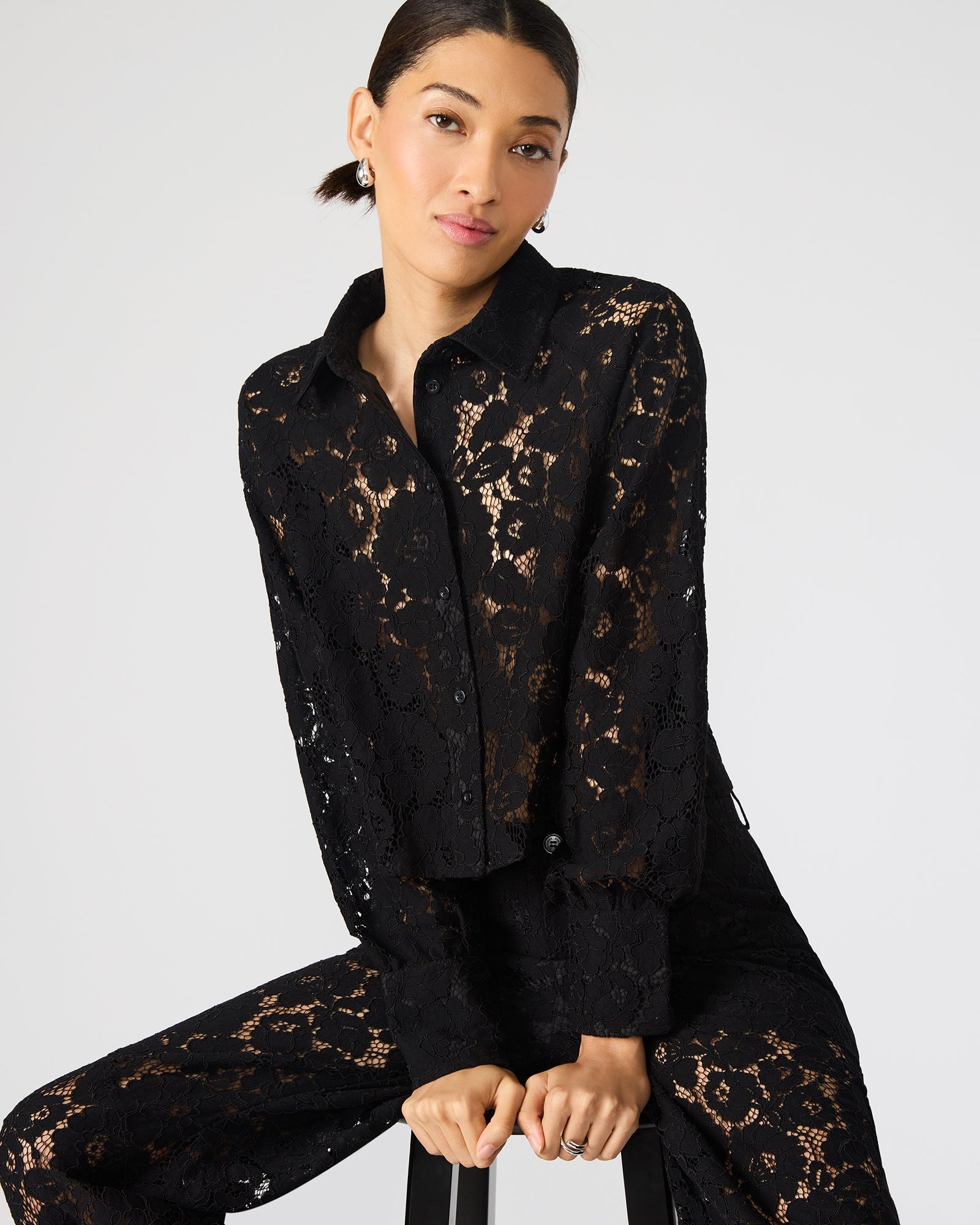 JAIYA LACE TOP BLACK