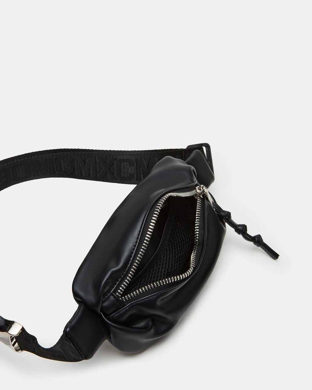 PLEATED BAGUETTE BELT BAG BLACK