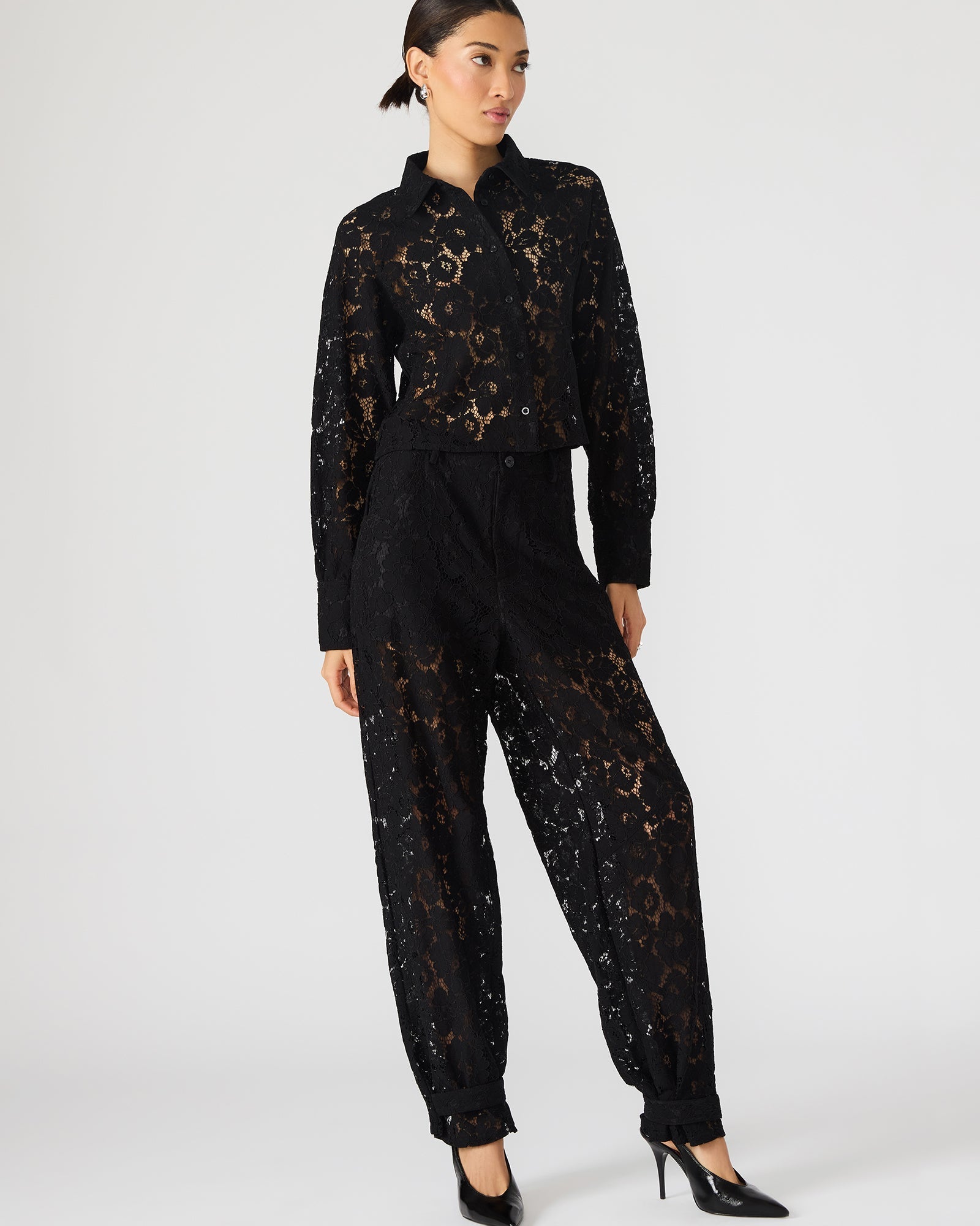 JAIYA LACE TOP BLACK