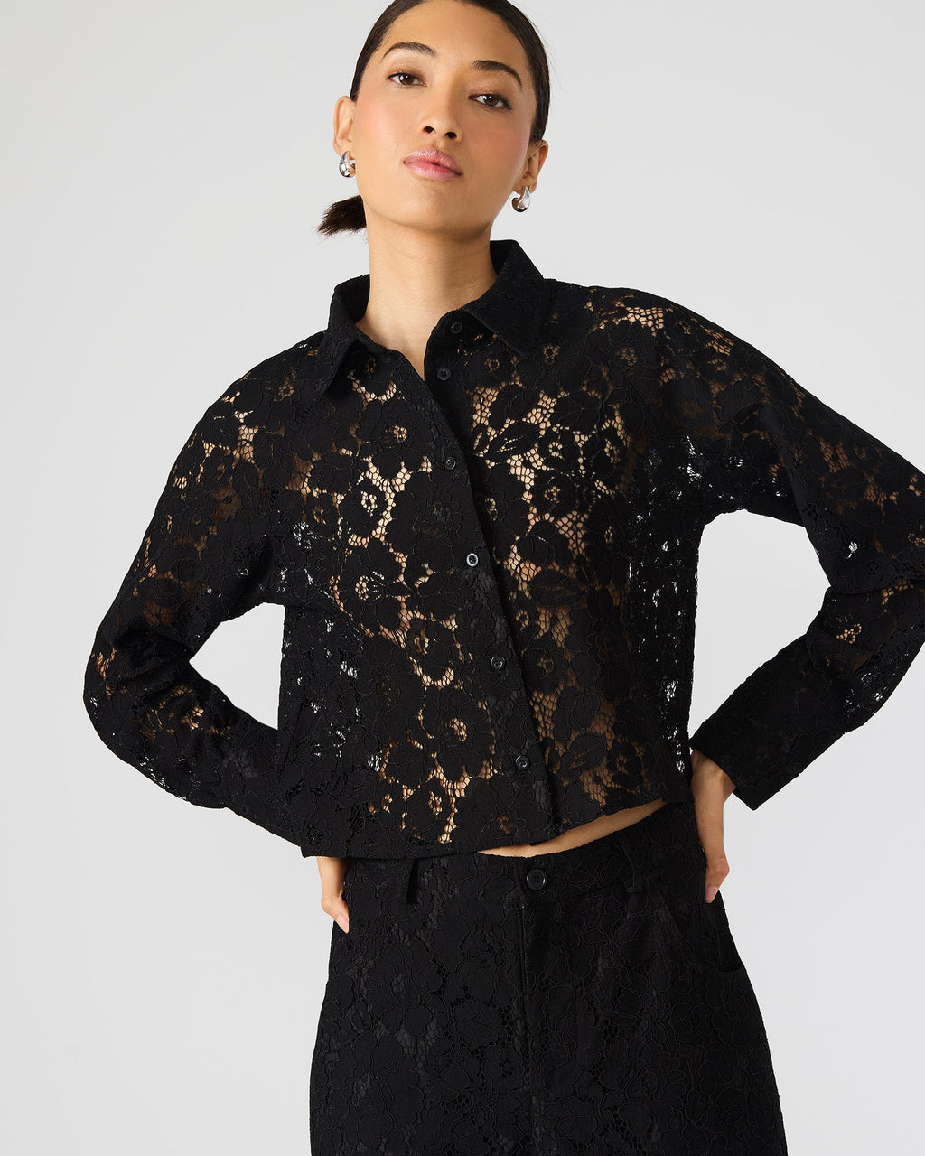 JAIYA LACE TOP BLACK