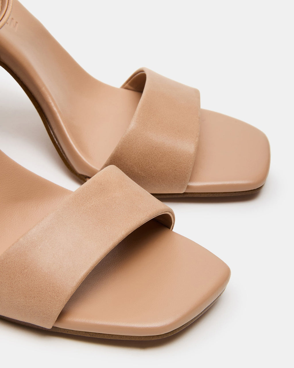 MESSA NATURAL LEATHER