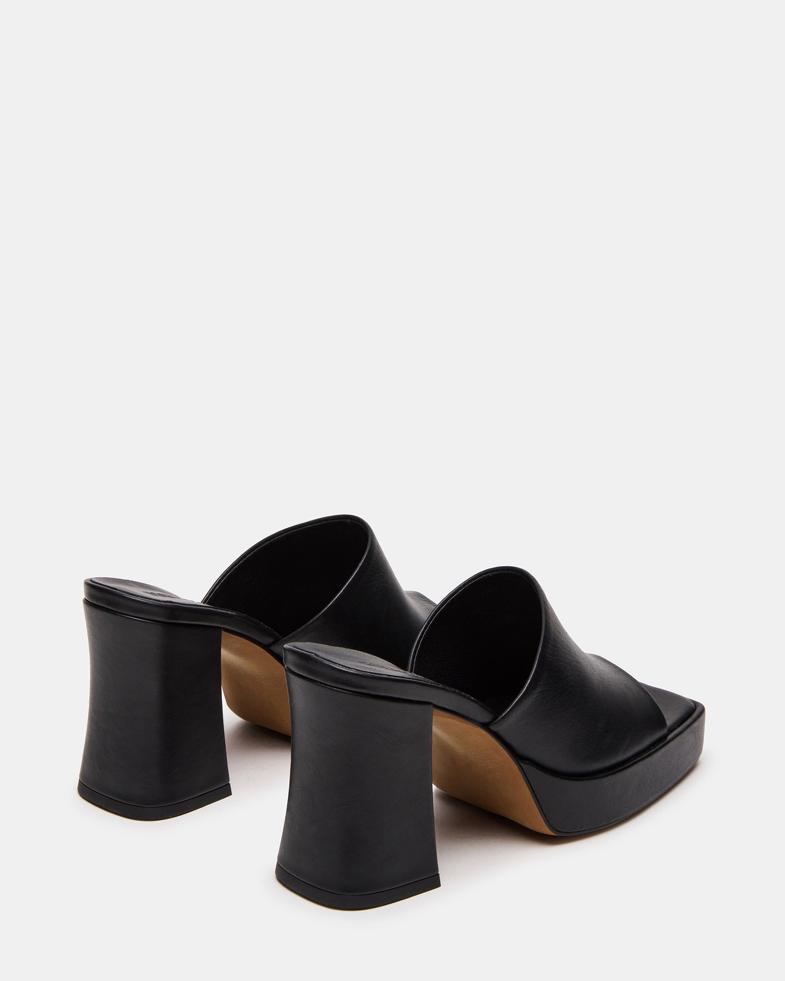 PIPPA BLACK LEATHER